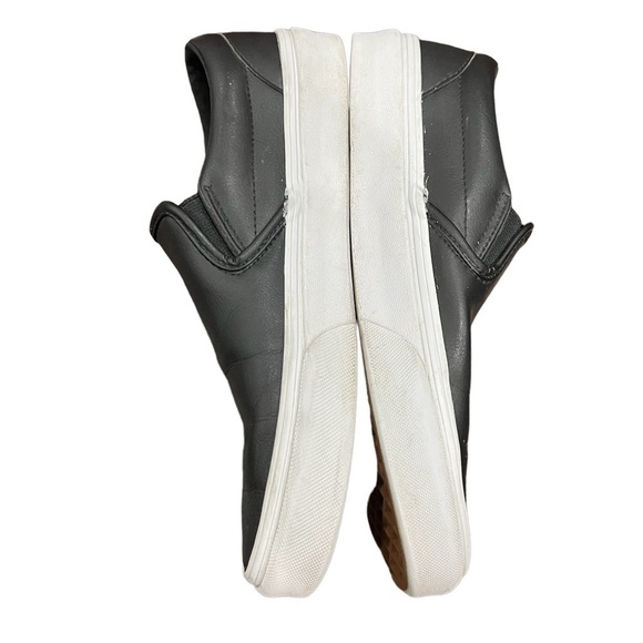 Vans Black Slip-On Shoes Size 7 Women’s/8 1/2 Men’s - Picture 7 of 9